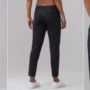 Lululemon Jet Crop (slim) pants 25”